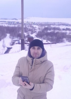 Дмитрий из Риддера 43 года