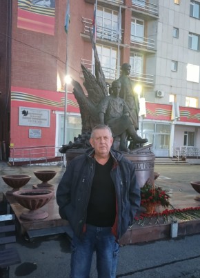 Олег из Нижнего Тагила 60 лет