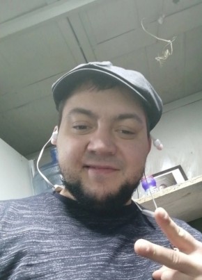 Толяшик из Тюмени 32 года