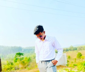 Noor Khan, 23, Magway