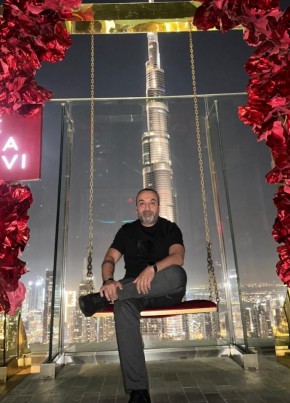 Chad, 48, United Arab Emirates, Dubai