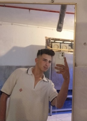 Onur из Salihli 18 лет