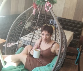 Olga, 49, Saint Petersburg