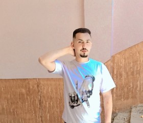 اشرف, 26, Cairo