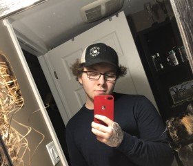 Kayleb, 24, Timmins
