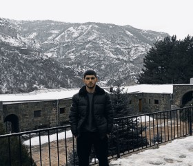Sevak, 19, Yerevan