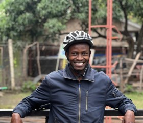 Ronald, 27, Mbeya