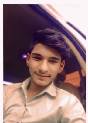 Asif khan, 18, India, New Delhi
