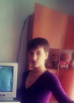 Elizaveta, 31, Россия, Карпинск