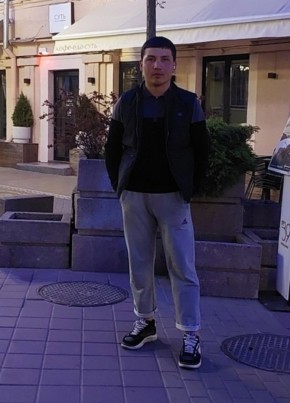 Islam из Ростова-на-Дону 22 года