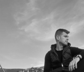 Martin, 25, Veles