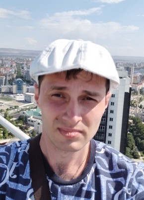 Макс, 30, Россия, Омск