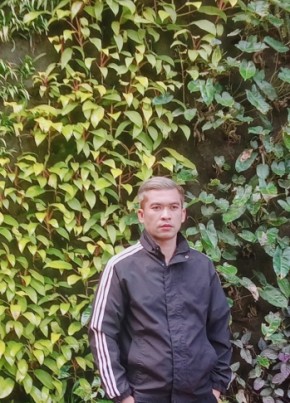 KENZO из Kuala Lumpur 27 лет
