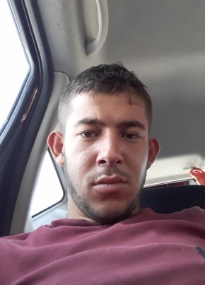 Mücahit , 24, Türkiye Cumhuriyeti, İzmir