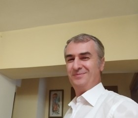 Bogdan, 45 лет, Botoșani