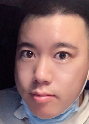 我叫李白, 32, 中华人民共和国, 咸阳