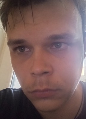 Георгий Мешков из Миасса 22 года