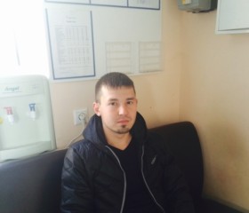 Олег, 32 года, Новочебоксарск