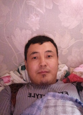 Nurzhigit, 32, Russia, Yekaterinburg