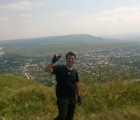 Андрей, 32 года, Южно-Сахалинск