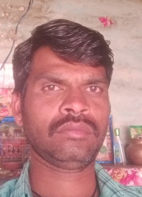पर्वत सिंह, 32, India, Bhawāniganj