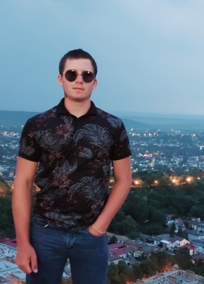 Максим, 26, Россия, Кокошкино