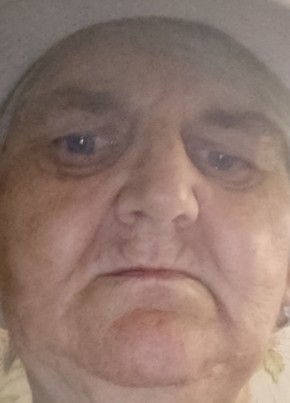 Марина из Корсакова 66 лет