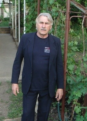 Николаевич, 71, Россия, Саратов