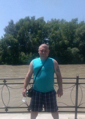 Александр, 35, Россия, Невинномысск