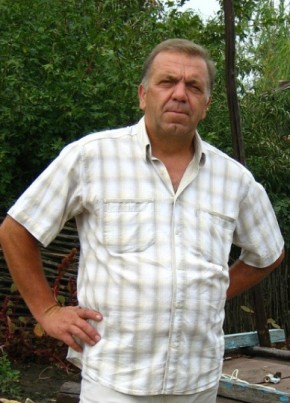 Владимир, 62, Россия, Маркс