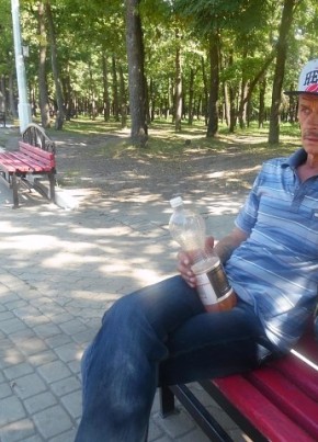 АЛЕКСЕЙ, 62, Россия, Алексеевка
