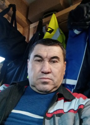 Озод, 51, Россия, Санкт-Петербург