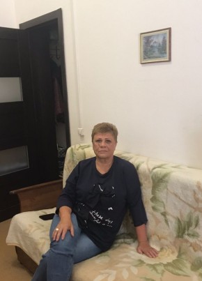 Вера, 63, Россия, Санкт-Петербург