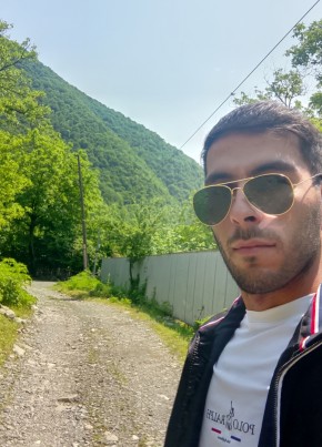 Rəşid Məmmədli из Bakı 22 года