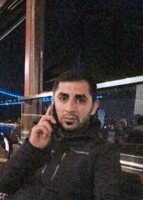 Bilal, 32, Türkiye Cumhuriyeti, İstanbul