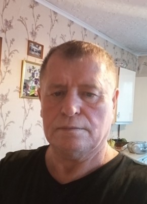 Игорь из Гусева 54 года