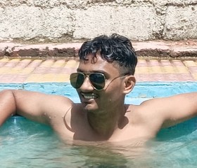 Lucky, 24, Hyderabad