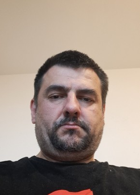 Carlos Manosalva, 48, Spain, Madrid