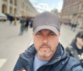 Илья, 46 лет, Санкт-Петербург