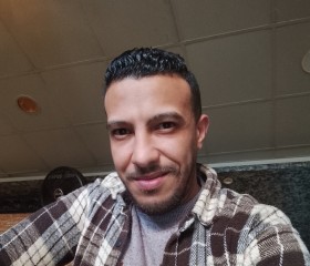 Zezo, 31, Alexandria