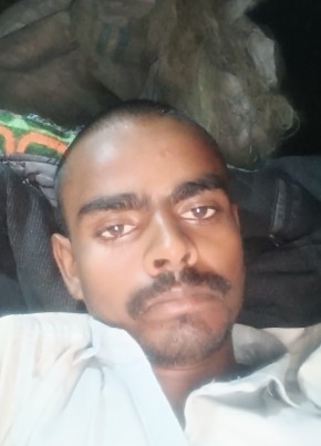 Heera lal, 25, India, Charkhāri