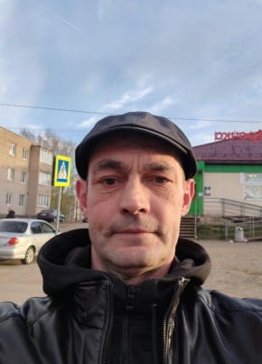 Александр Овчаро из Валдая 49 лет