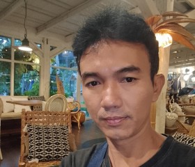 ต๊ะ, 39, Hua Hin