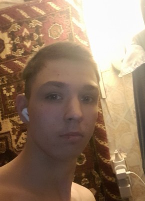 Олег, 19, Россия, Орёл
