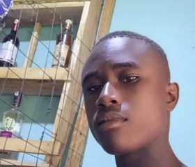 Edison Erastor, 18, Katoro