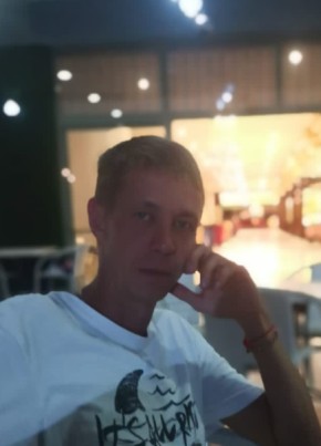 Александр, 41, Россия, Каменск-Уральский