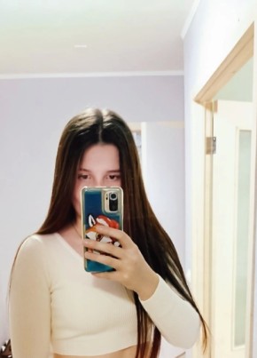 Юлия, 28, Россия, Краснотурьинск