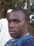 Michael, 22 года, Kampala