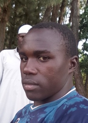 Michael, 22, Uganda, Kampala