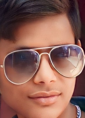 Abhishek Abhishe, 18, India, Nadiād